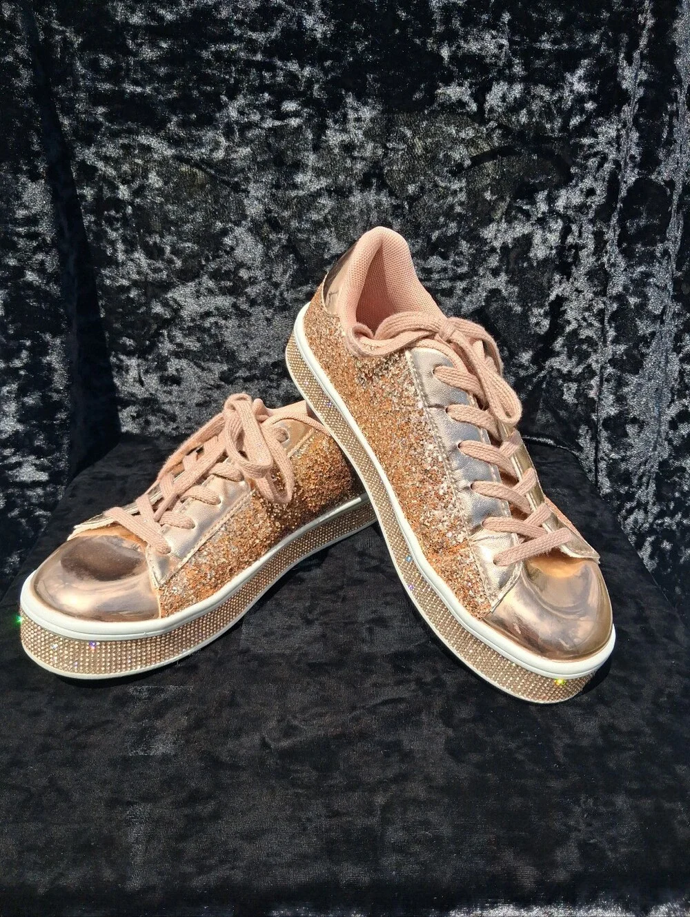 Uubaris Sparkling Glitter Rose Gold Lace Up Fashion Sneakers Size 7.5